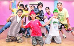 in motion Jai gives dance tips to children in Ludhiana.