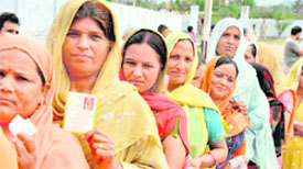 People in large numbers defied the militantscall for boycott and threat of violence and exercised their franchise.