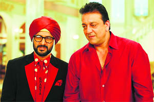 A still from the movie Double Dhamaal