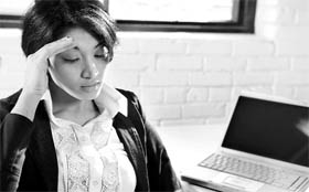 A successful woman executive has to deal with guilt and anxiety about her home life.