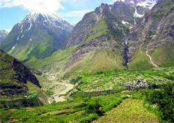 A view of the picturesque Lahaul valley at the Tandi confluence of Chandra and Bhaga rivers