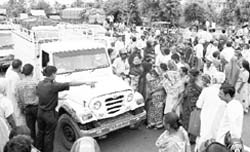 Anguished pensioners block NH-22 in Panchkula
