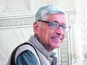 Mahatma Gandhis grandson Rajmohan Gandhi is also a descendant of C. Rajagopalachari