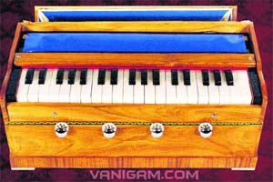 The harmonium is used to accompany bhajans, folk music, ghazals, light Hindi songs and qawaalis