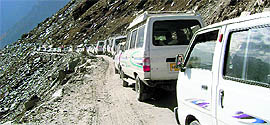 Vehicles stranded on way to the Rohtang Pass.