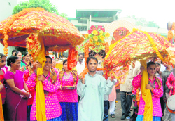 Devotees hold a procession to mark the anniversary of Maa Daat Kali Temple in Dehradun on Thursday. 