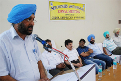 Bhupinder Singh, general secretary of the PSEB Engineers Association, addresses members of the association in Bathinda on Saturday