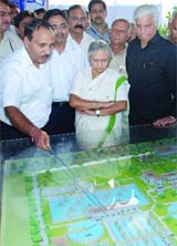 Delhi Chief Minister Sheila Dikshit with industries minister Ramakant Goswami at the inauguration of 