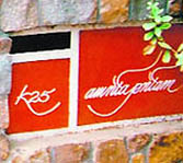 Amrita Pritams abode owed its heritage value also to the fact that it was frequented by Shiv Kumar Batalvi, Sahir Ludhianvi, Dalip Kaur Tiwana,Gurdial Singh as well as a host of Pakistani writers