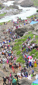 Pilgrims proceed to the Amarnath cave shrine on Monday. 