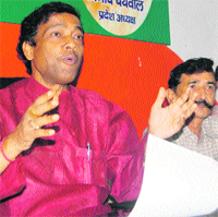 Vinod Barthwal, president of the Uttarakhand unit of the Samajwadi Party, addresses a press conference in Dehradun on Wednesday