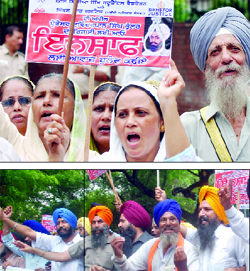 Activists of the All India Students of Sikh Federation shout slogans during a demonstration at Jantar Mantar in New Delhi on Friday. They were demanding the conversion of death sentence of Bhullar into life imprisonment
