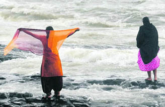 The monsoons in Mumbai have folks flocking to their favourite haunts for some frolicking
