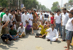 The residents blocked vehicular traffic outside the city bus stand in Abohar on Monday