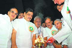 Delhi Chief Minister Sheila Dixit inaugurates a convention of the Agarwal Vaish Samaj in New Delhi.