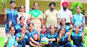The team members of Nankana Sahib Public School, Gill Road branch, who won the Zonal Volleyball Tournment in Ludhiana on Tuesday.