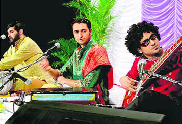 The Nakkadwale" number in Delhi Belly takes a potshot at the whole ghazal culture