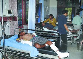Injured passengers being treated at Lehman Hospital at Vikasnagar, near Dehradun, on Sunday