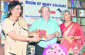 Writer Ruskin Bond at the release of his book in Dehradun on Sunday. On his right is Gunmeet Bindra, Principal, Vidya Devi Jindal School, Hisar, while on his left is Shanti Verma, former Principal of Welham Girls School, Dehradun