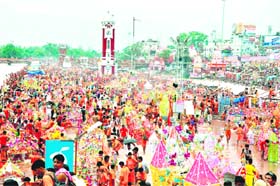 Kanwariyas at Har-ki-Pauri in Haridwar on Sunday