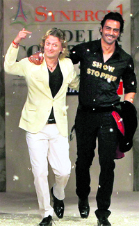 Rohit Bal with Arjun Rampal