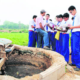 Around 275 students of Sacred Heart Convent School, Sarabha Nagar, visited the Guru Angad Dev Veterinary and Animal Sciences University