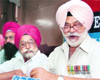 Col Bhag Singh, president of the Indian Ex-services League, Punjab and Chandigarh, addresses a press conference in Jalandhar 