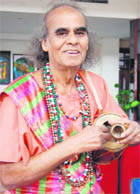 Prahlad Brahmachari, Baul singer from West Bengal, performs in Dehradun 
