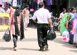 Despite a ban on the use of plastic bags, residents continue to use them in Ludhiana