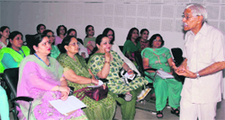 KK Bajaj, former registrar of Shimla University, delivers a lecture at DAV College for Girls in Yamunanagar.