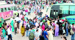 A heavy rush of passengers at the Sector-43 ISBT ahead of Rakhi and a long weekend on Friday