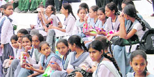 Students rehearsing for the Indenpendence Day celebrations in Ludhiana were forced to purchase eatables from a canteen