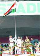 Governor Jagannath Pahadia unfurls the National Flag at Hisar 