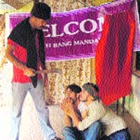 Artistes of Ek Sath Rangmandal stage an Urdu short play Shinakhat in Jammu
