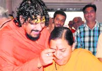 Former Madhya Pradesh Chief Minister Uma Bharti ends her fast in Haridwar
