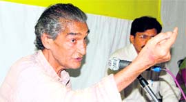 Girish Tewari, alias Girda.