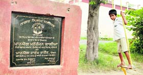 A foundation stone in Rail Vihar was laid for the same project on the same day inside a park