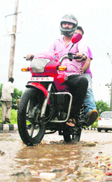 Due to incessant rain, pebbles, sludge and water puddles are a common sight in Jammu. 