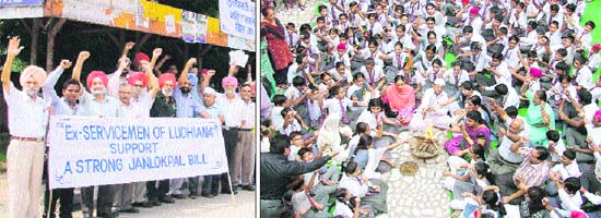 Ex-servicemen take to streets to express solidarity with Anna Hazare; and (right) students of Lal Bahadur Shastri School organise a ‘havan’ in Ludhiana