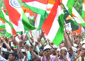 Annas supporters in New Delhi on Thursday