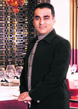 In Twist of Taste, Michelin-star Indian chef Vineet Bhatia re-invents iconic dishes of famous restaurants
