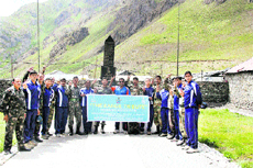 Air Warriors of the Air Force Station, Dalhousie, at the Drass War Memorial.