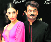 Wendell Rodricks (R) with model Indrani Dasgupta