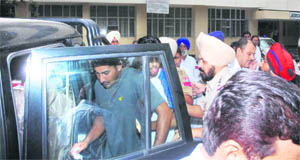 The police takes those involved in the clash in its custody on Saturday.  