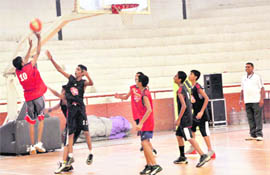 A match in progress between Sangrur and DAV School during the Mahindra NBA Challenge League in Ludhiana. 