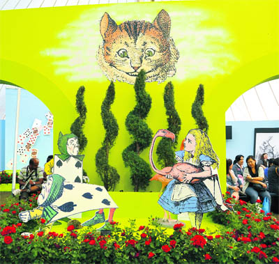 Children from many schools used the Alice in Wonderland characters to beseech the world to save the planet with organic farming, using water carefully and avoiding pesticides in gardening