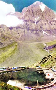 A view of the Manimahesh Lake (4,170 m) and Kailash Mount (5,656 m).