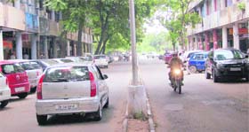 A day after the traffic police challaned vehicles parked opposite Mehfil restaurant, Sector 17, for wrong parking, cars are seen parked at the same lot in Chandigarh on Tuesday.