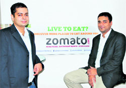 IITians Deepinder Goyal (right) and Pankaj Chaddah gave up a cushy job to start their own venture