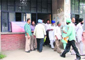 In the absence of security arrangements at the courts complex, litigants walk in and out without any check